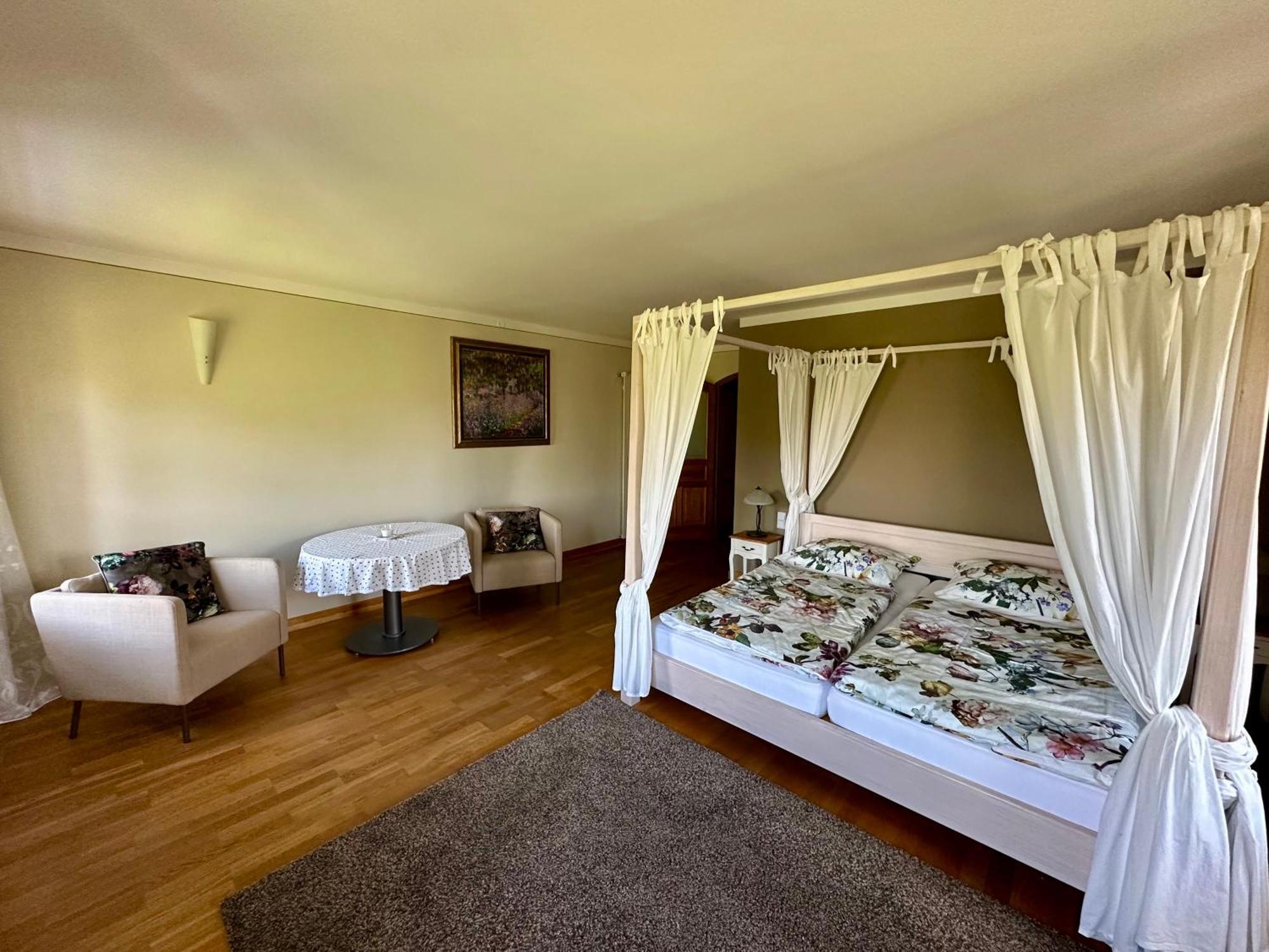 Apartman Zahradka Mirkovice Luaran gambar